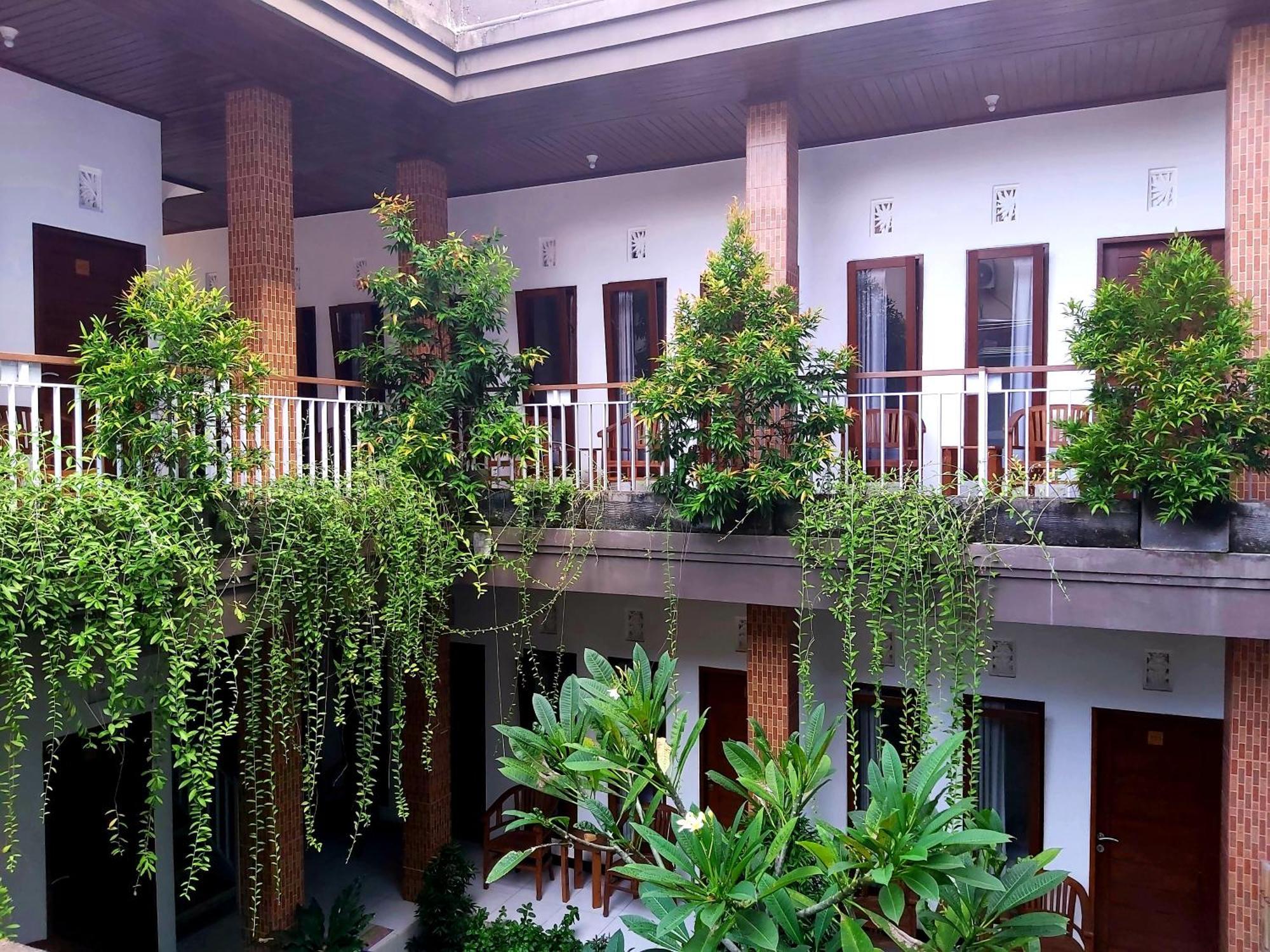 Genta House Kuta Lombok Exterior foto