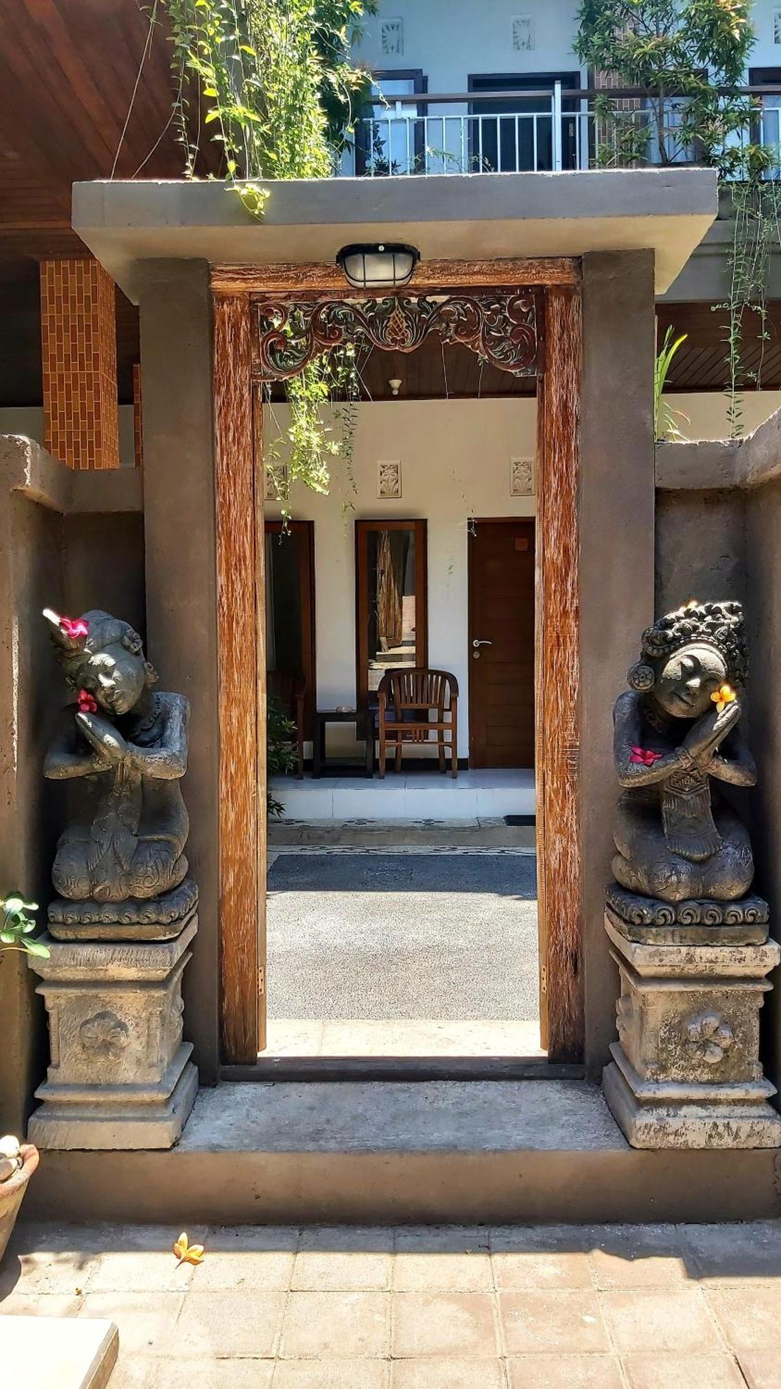 Genta House Kuta Lombok Exterior foto