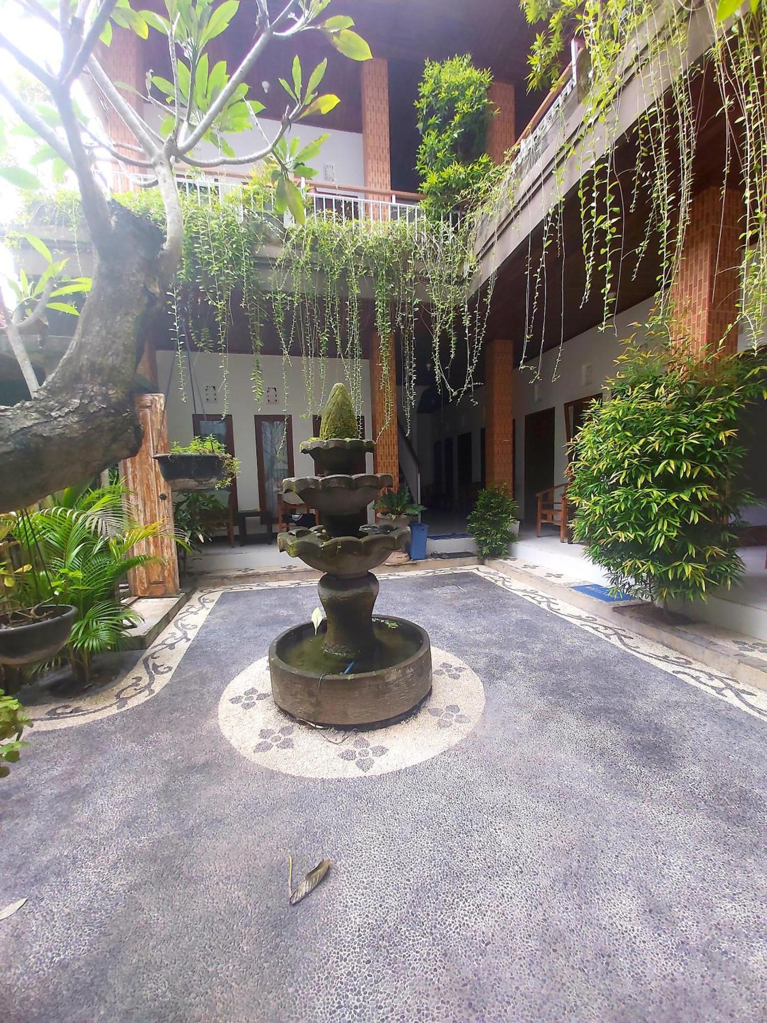 Genta House Kuta Lombok Exterior foto